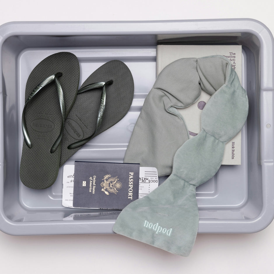 Why a Weighted Sleep Mask is a Must-Have for Frequent Travelers